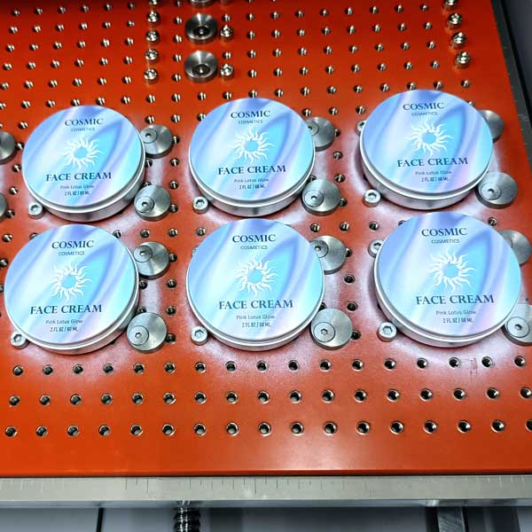 UV噴印使用公版治具固定素材降低您的成本